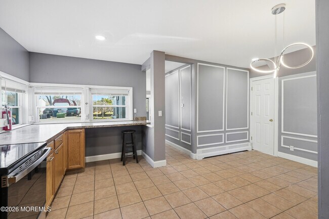 Building Photo - 644 Ocean Ave