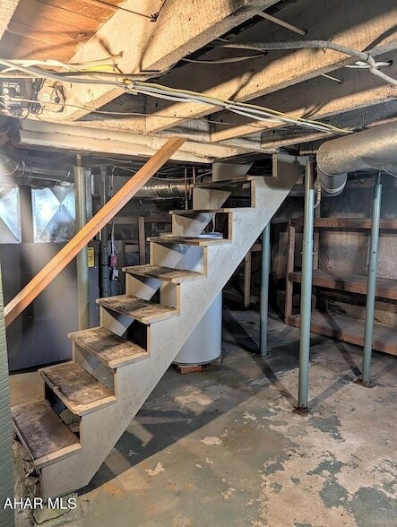 Building Photo - 120 Birch Ln