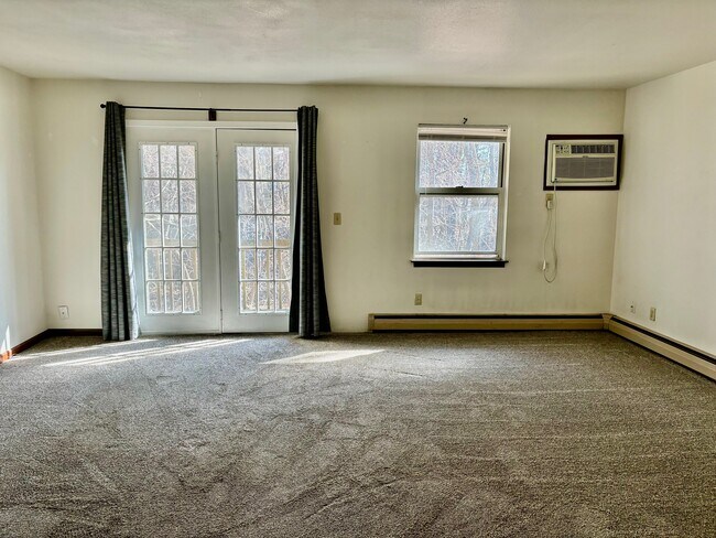 Building Photo - 517 136th Ave