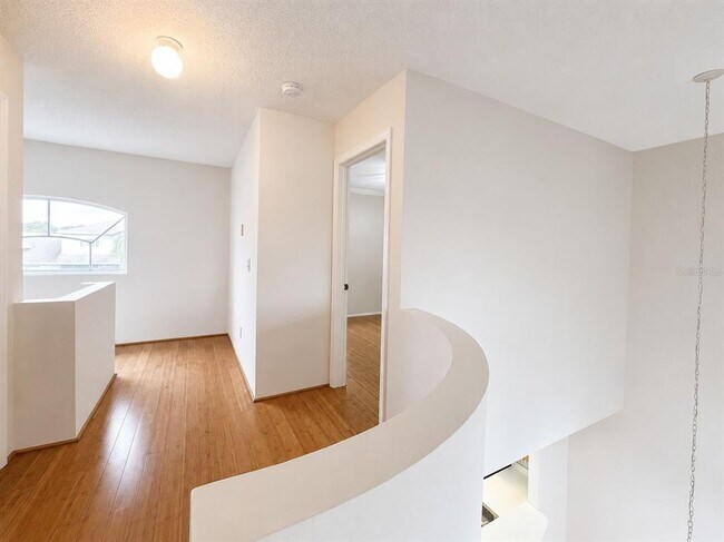 Building Photo - 14426 Island Cove Dr