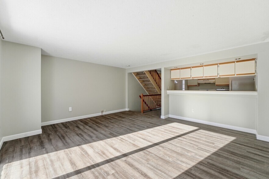 Building Photo - 217 Clearbrook Ct