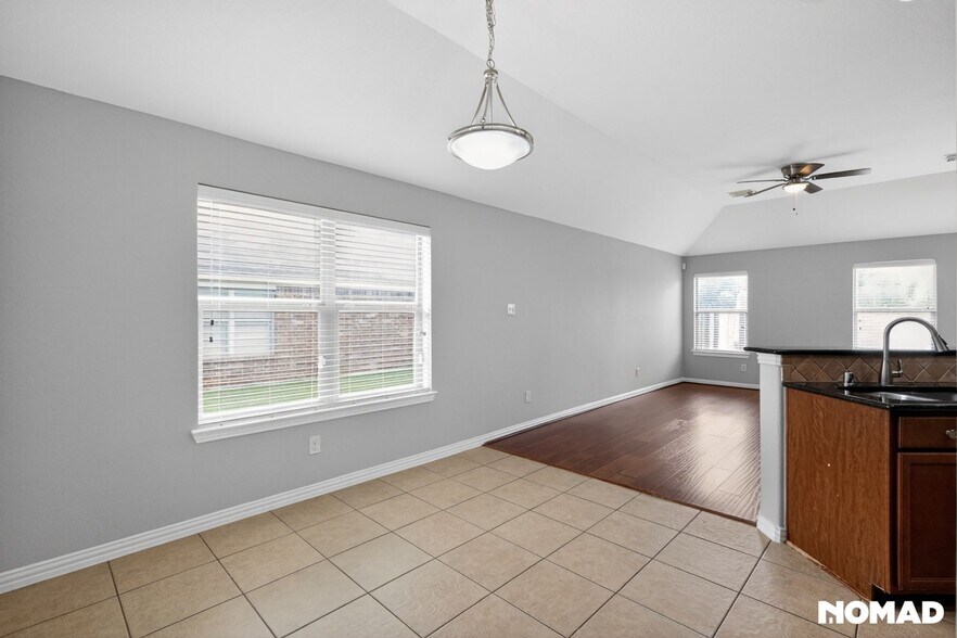 Building Photo - 6504 Patridge Dr