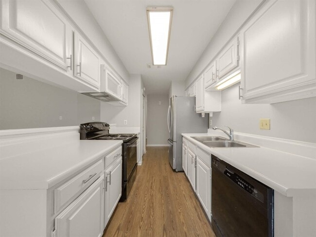 Building Photo - 19715 Bambiwoods Ct