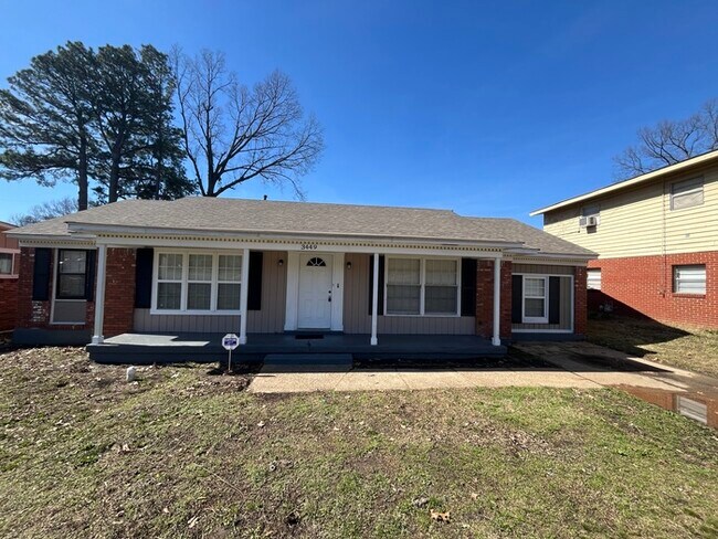 Primary Photo - 3449 S Perkins Rd