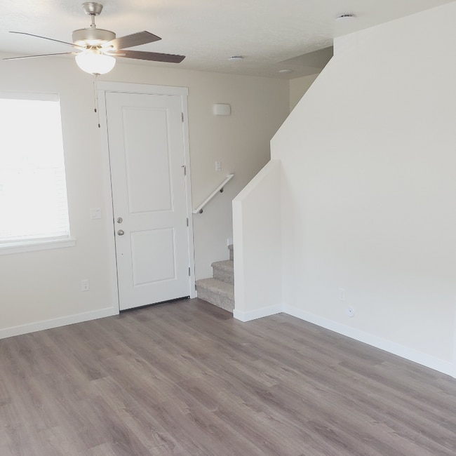 Building Photo - 2326 Spice Loop