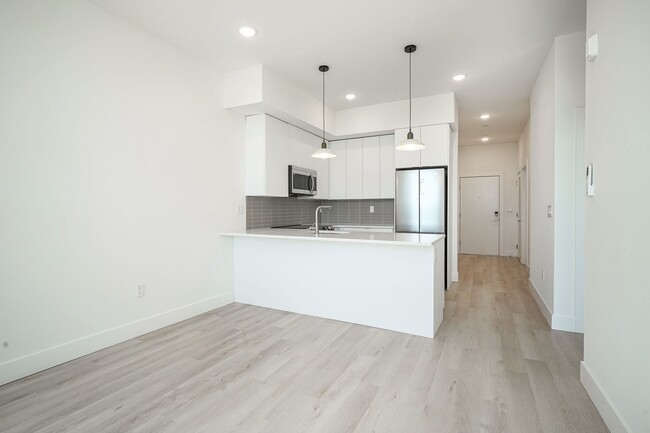 Building Photo - 2644 Coral St