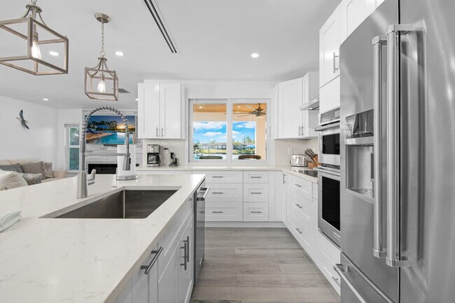 Building Photo - 27133 Edenbridge Ct