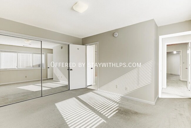 Building Photo - 5013 Scheibler Rd