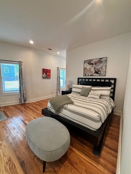 Building Photo - 1369 Bryan Ave