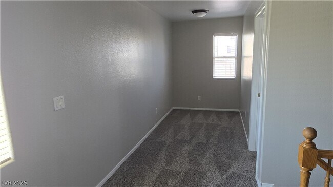 Building Photo - 2920 Bridleton Ave