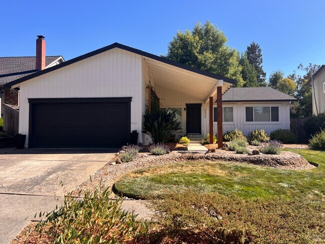 Building Photo - 5320 San Luis Ave