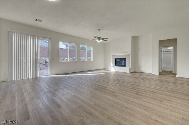 Building Photo - 7931 Campers Village Ave