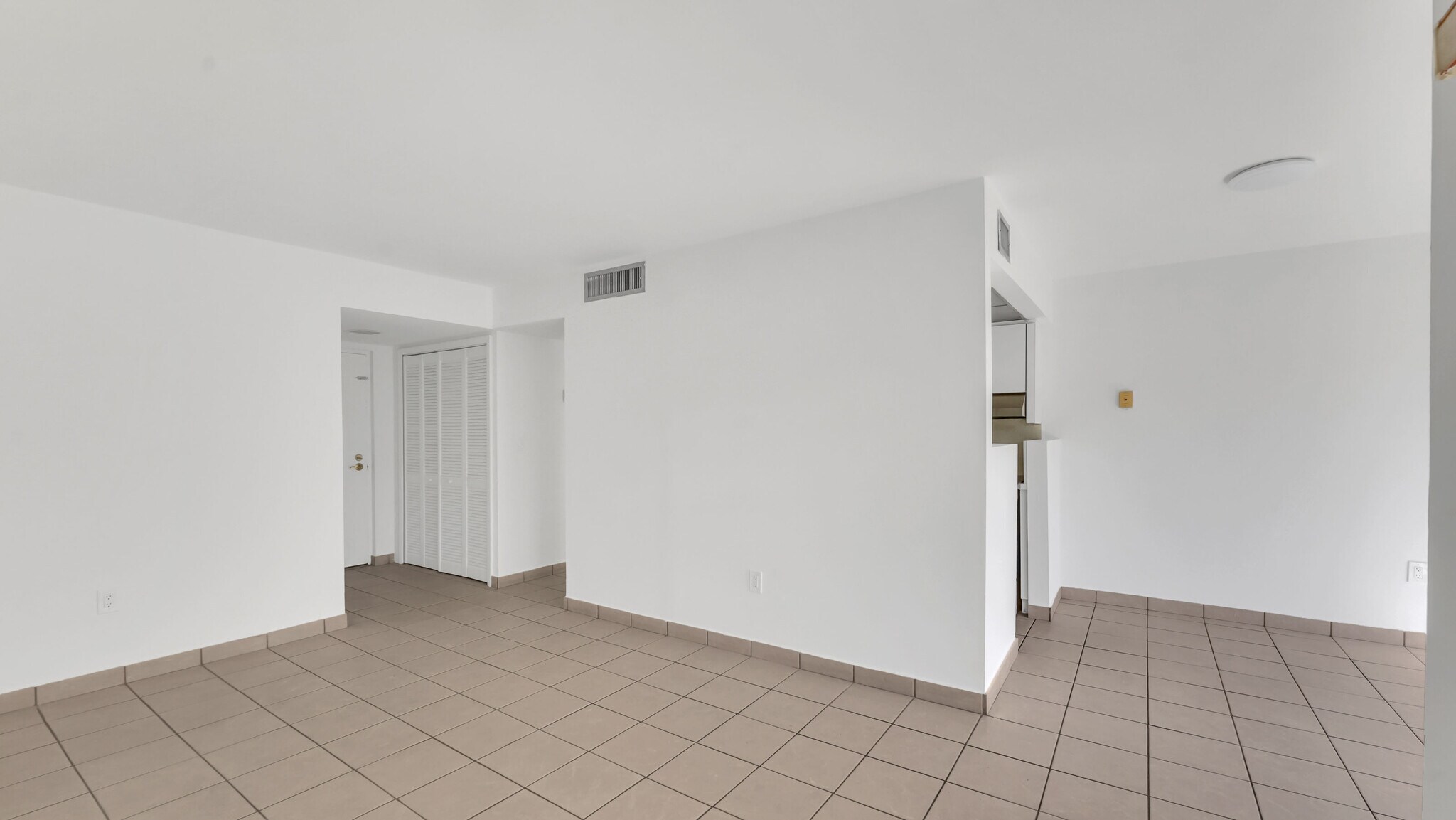 Building Photo - 9390 W Flagler St