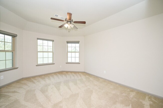 Building Photo - 25235 Birchwood Springs Ave