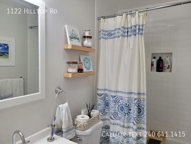 Building Photo - 1122 Hilltop Rd