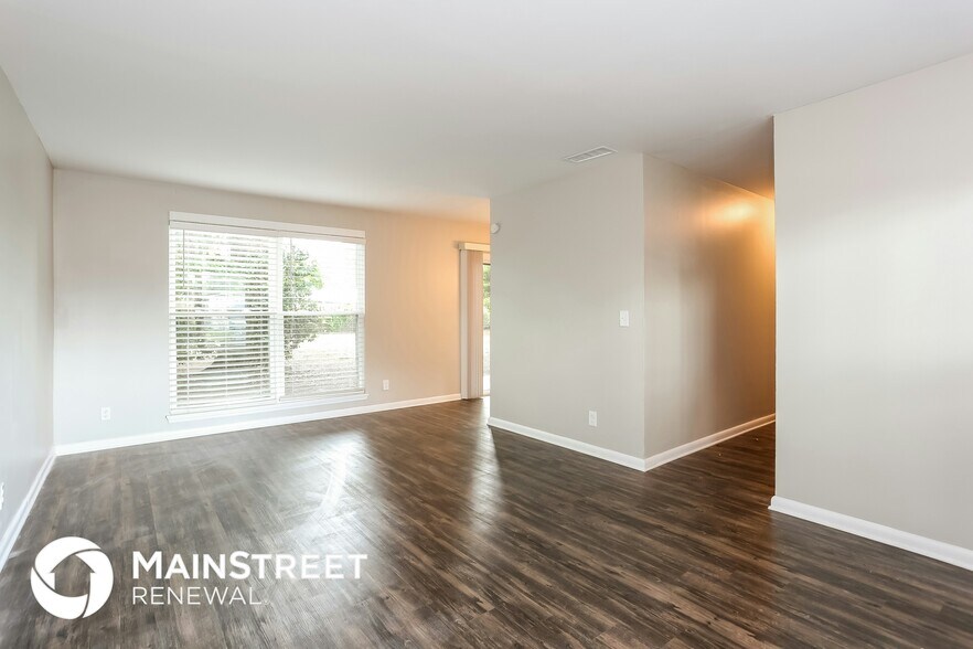 Building Photo - 1148 Palisades Dr