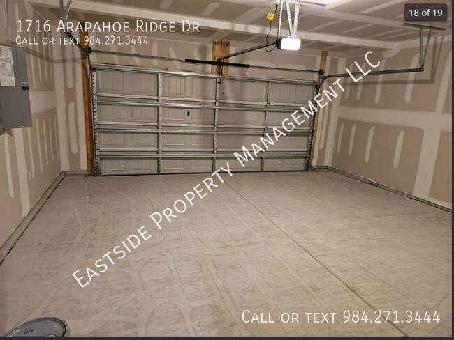 Building Photo - 1716 Arapahoe Ridge Dr