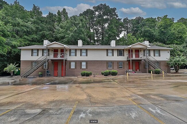 Building Photo - 449 N Donahue Dr