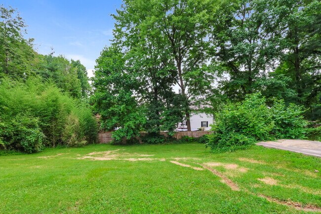 Building Photo - 7906 Candleglow Ln