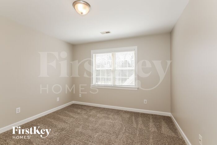 Building Photo - 6105 Creft Cir
