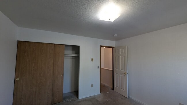 Building Photo - 115 124th St SE