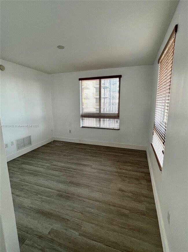 Building Photo - 7350 SW 89th St