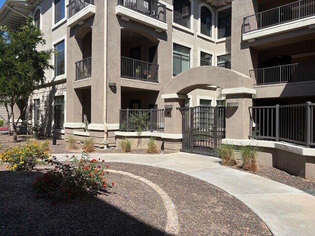 Building Photo - 11640 N Tatum Blvd