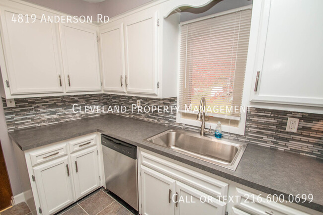 Building Photo - 4819 Anderson Rd