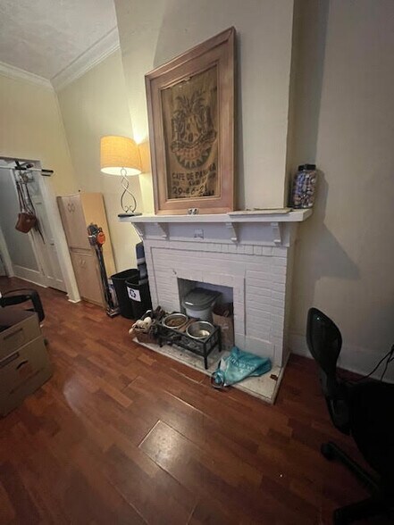 Building Photo - 711 N Murat St