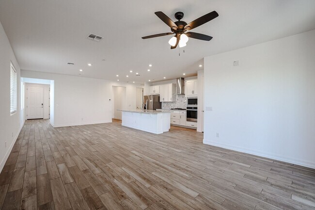Building Photo - 31769 N 130th Ave