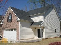 Building Photo - 43 Churchill Park Dr