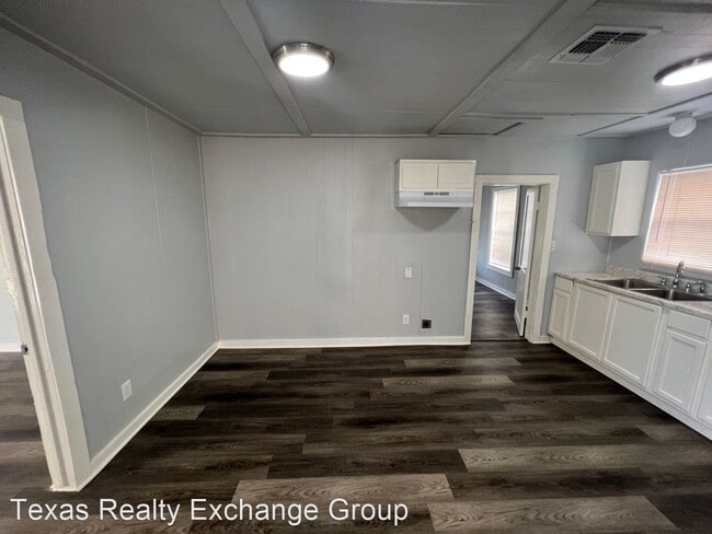 Building Photo - 2 br, 1 bath House - 926 Talmadge