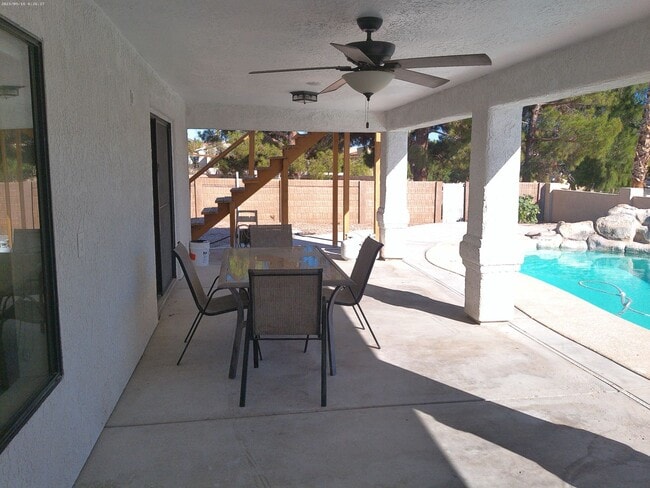 Building Photo - Stunning Lake Havasu Rental 4 BR/ 3BA Pool Home Backing to Park