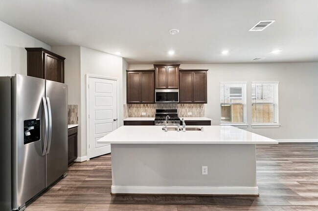 Building Photo - 4322 Pale Fox Ln