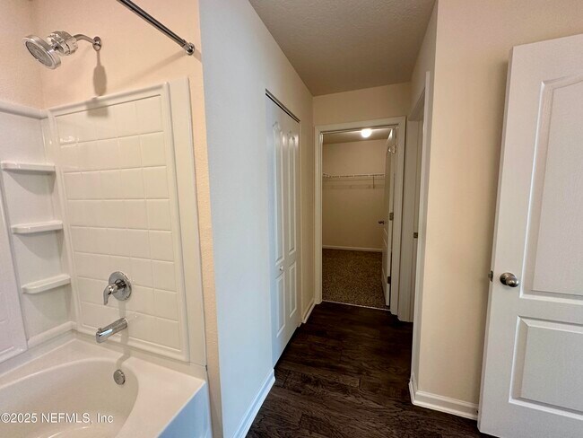 Building Photo - 3330 Lawton Pl