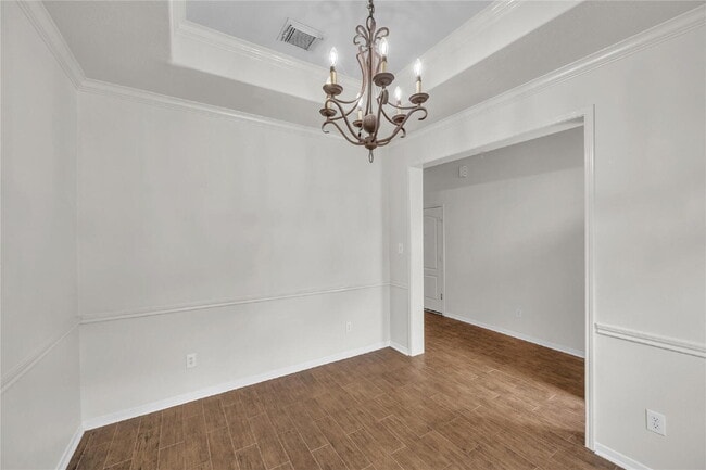 Building Photo - Spacious 3-Story Heights Rental Near 610 & 19th St