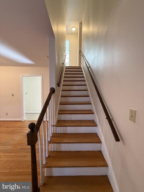 Building Photo - 12109 E Gate Ln