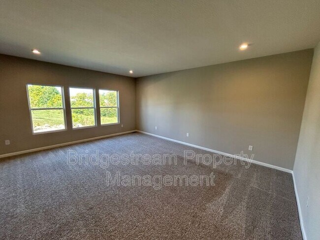 Building Photo - 1161 Elloway Pl