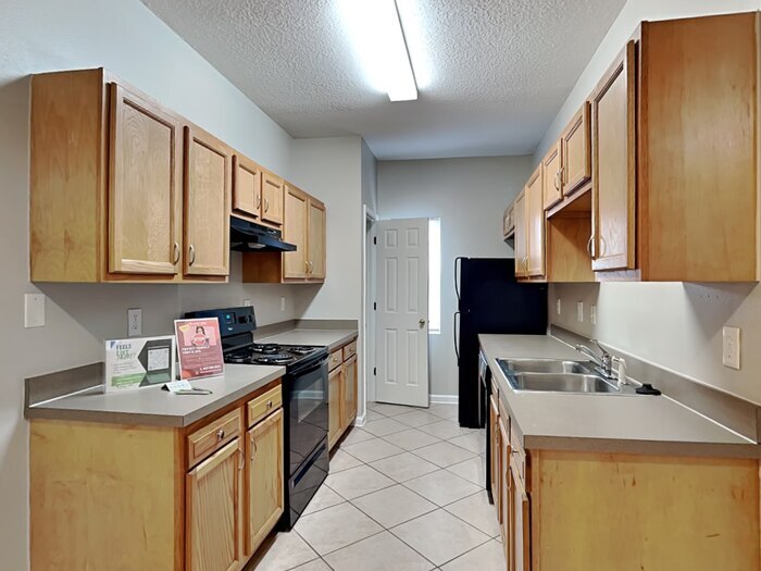 Building Photo - 8172 Oden Ave