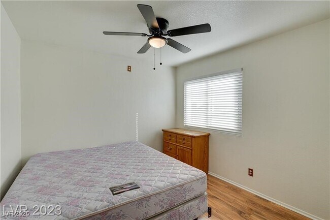 Building Photo - 8958 Sierra Palms Way
