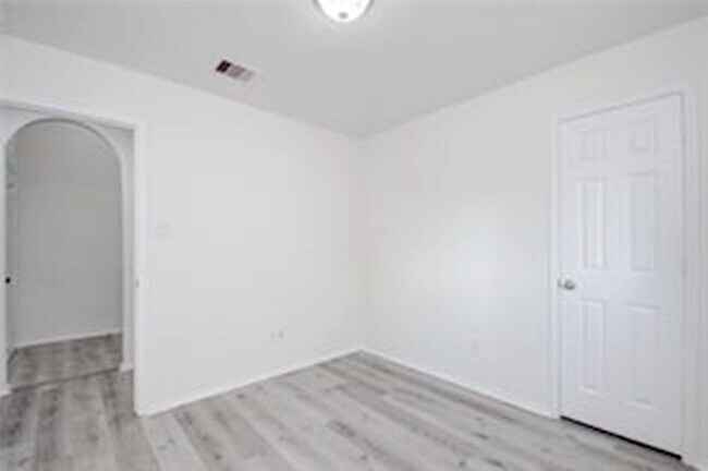 Building Photo - 22326 Guston Hall Ln