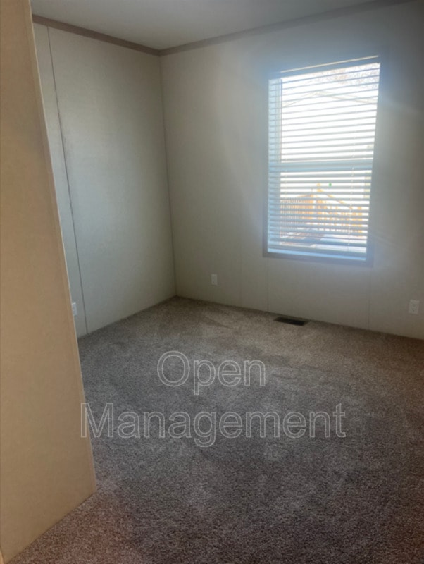 Building Photo - 825 1st Ave E