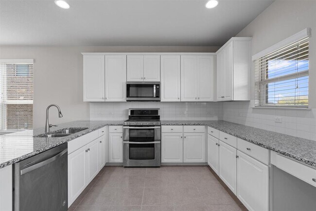 Building Photo - 1509 Everts St