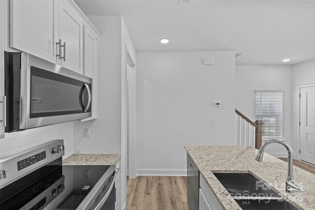 Building Photo - 4008 Crooked Spruce Ct