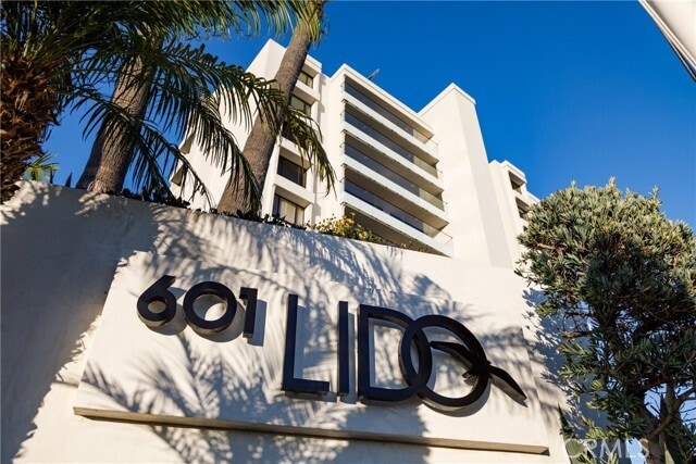 Building Photo - 601 Lido Park Dr