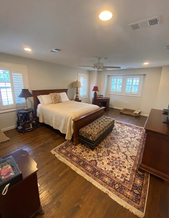 Building Photo - 3836 Mockingbird Ln
