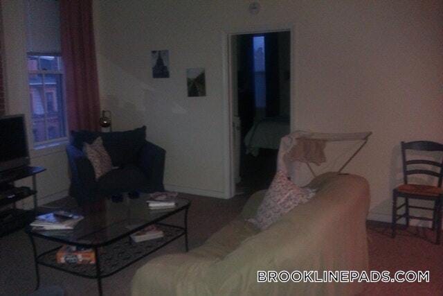 Building Photo - 4 Davis Ave