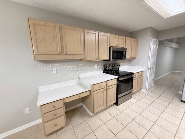 Building Photo - 816 Brookstone Ct