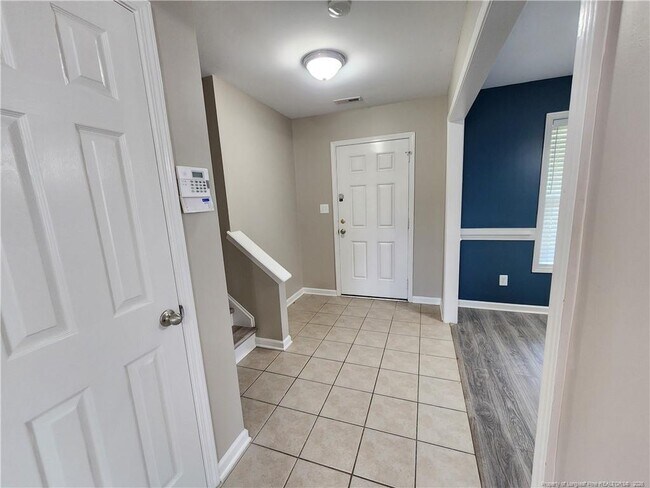 Building Photo - 5716 Scarecrow Ct