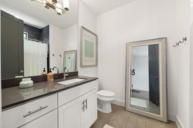 Building Photo - 3700 Clawson Rd